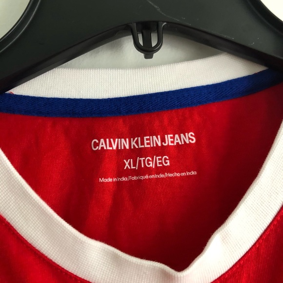 NEW CALVIN KLEIN red long sleeve graphic tee - Picture 3 of 3